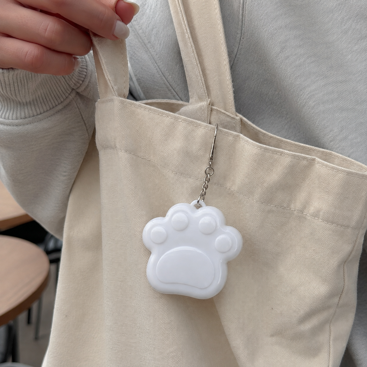 Light-Up Paw Keychain